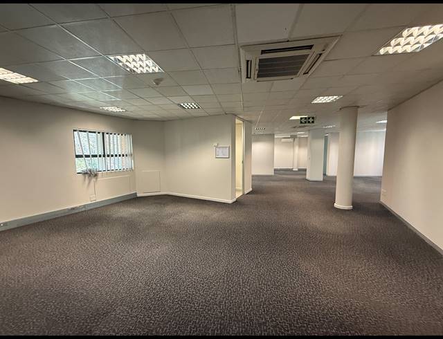 686M² OFFICE TO LET IN PARKTOWN